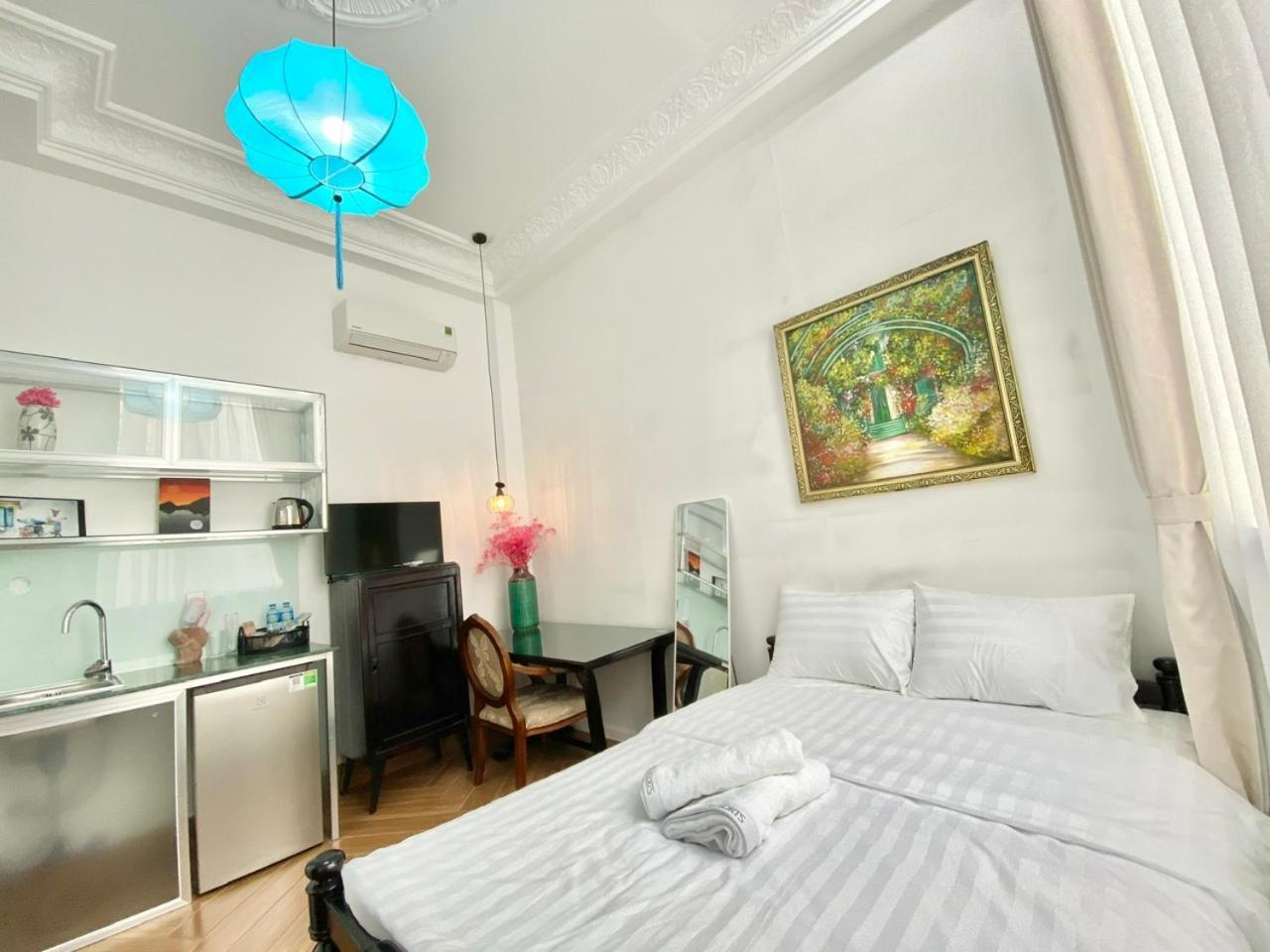 Cherry Blossom Apartment *
